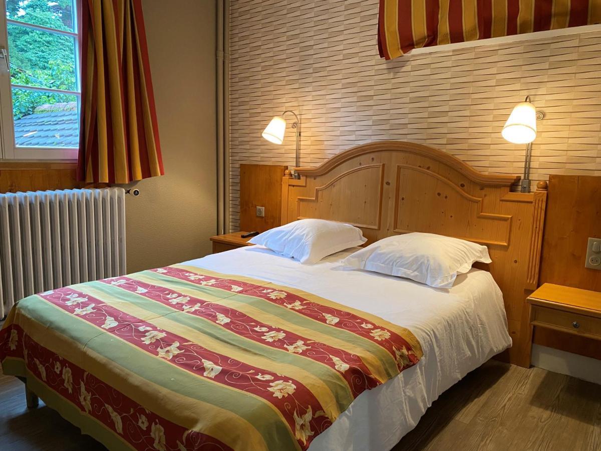 Hotel Au Cerf Рикевир Экстерьер фото