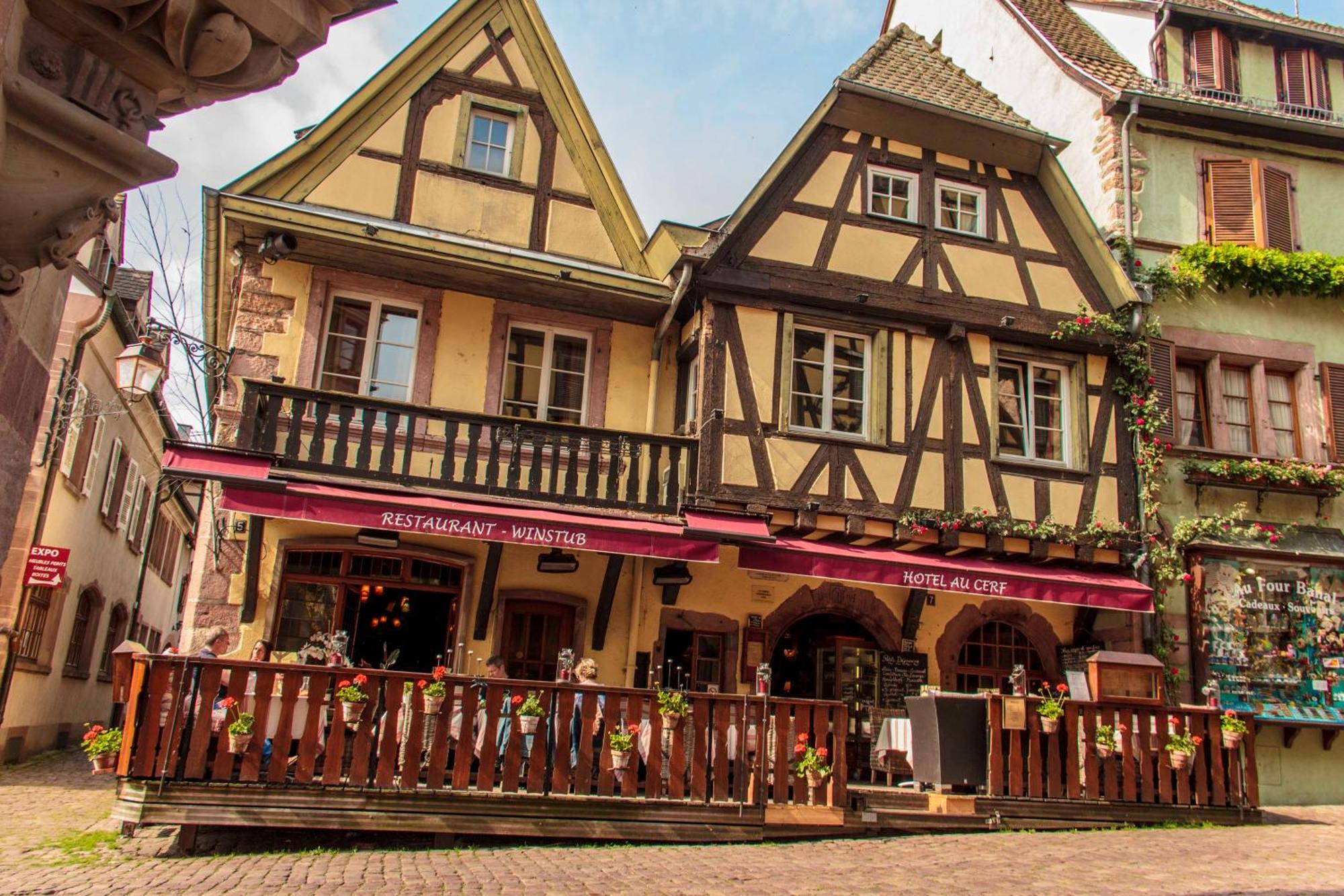 Hotel Au Cerf Рикевир Экстерьер фото